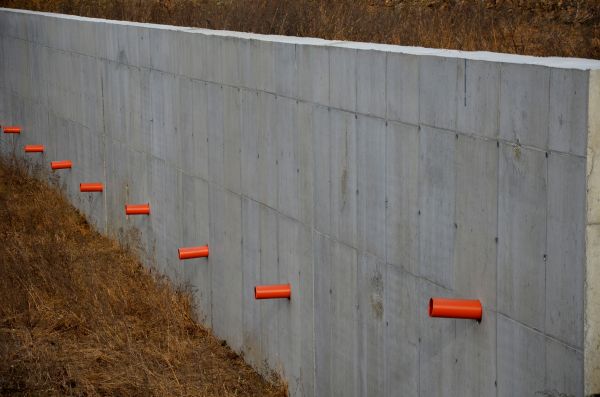 Cost of Retaining Wall Drainage in Wilkes Barre